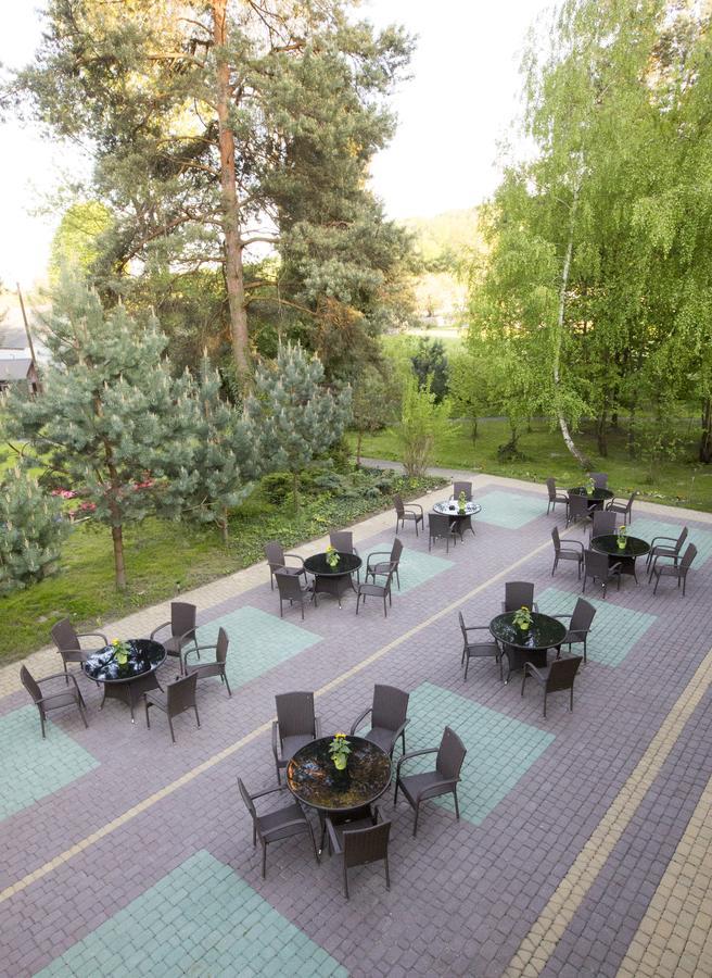 Ostoya Roztocze Hotel Szczebrzeszyn Екстериор снимка